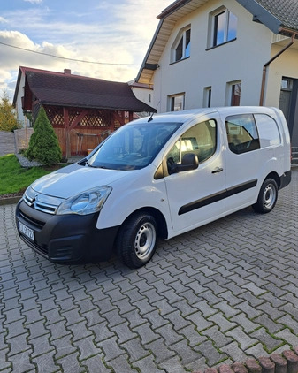 Citroen Berlingo cena 43900 przebieg: 176000, rok produkcji 2018 z Wolbrom małe 254